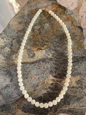 Collier Nacre Blanc