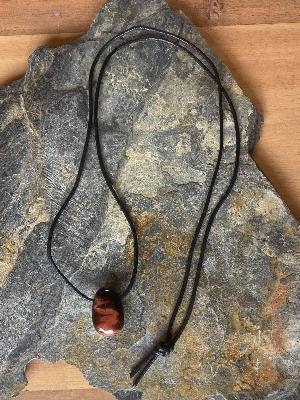 Collier Pendentif œil de Taureau